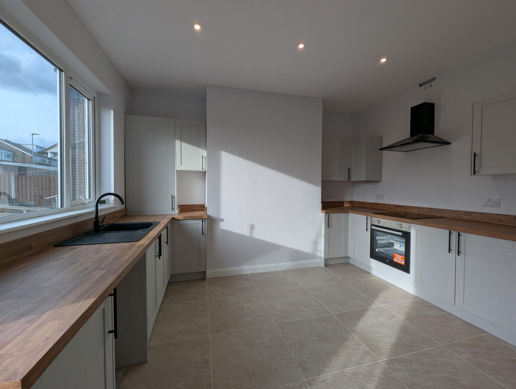 Main image of property: Leeds Road, Wakefield, West Yorkshire