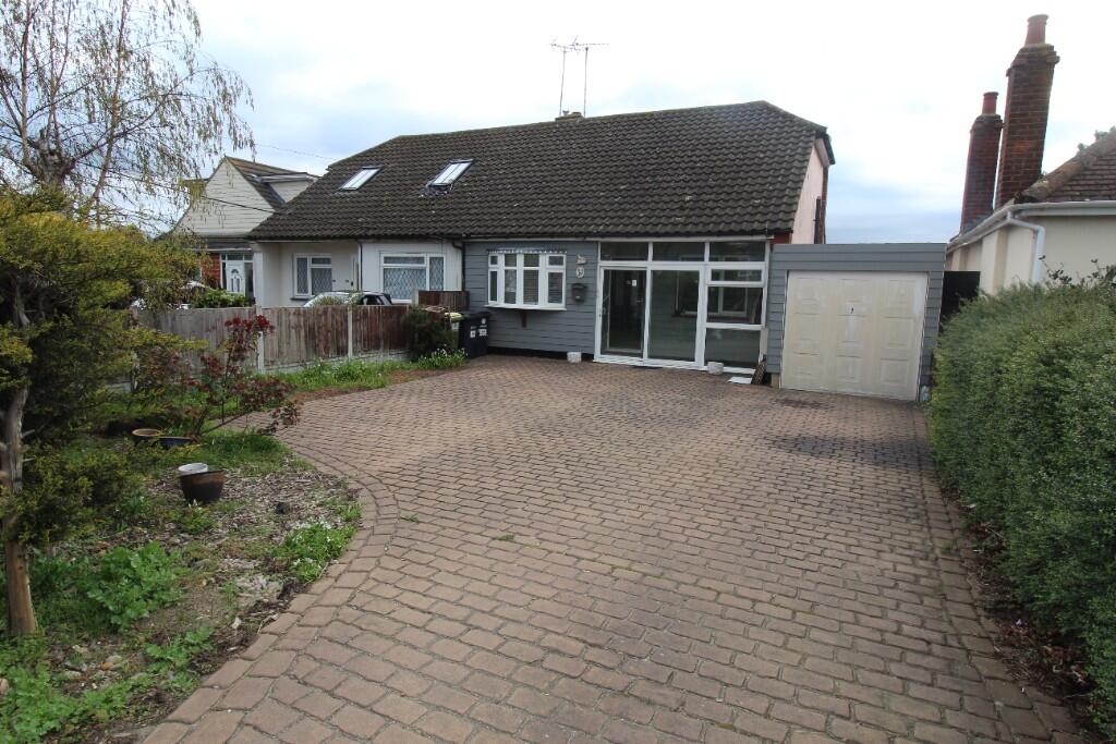 Main image of property: Ashingdon Road, Rochford, Essex, SS4