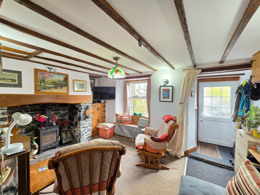 Lifton, PL16 0DB photo 4