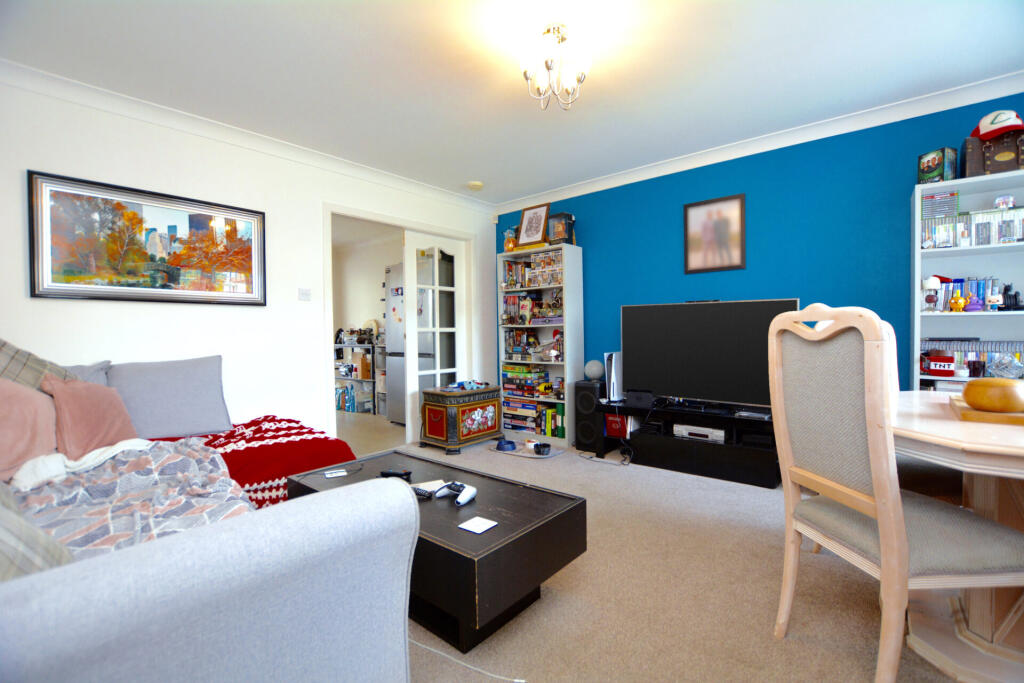 House in Kilmarnock, East Ayrshire - View 4