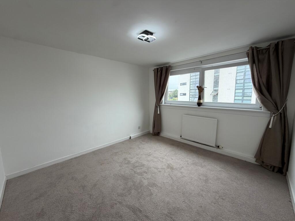 Apartment in Kilmarnock - View 4