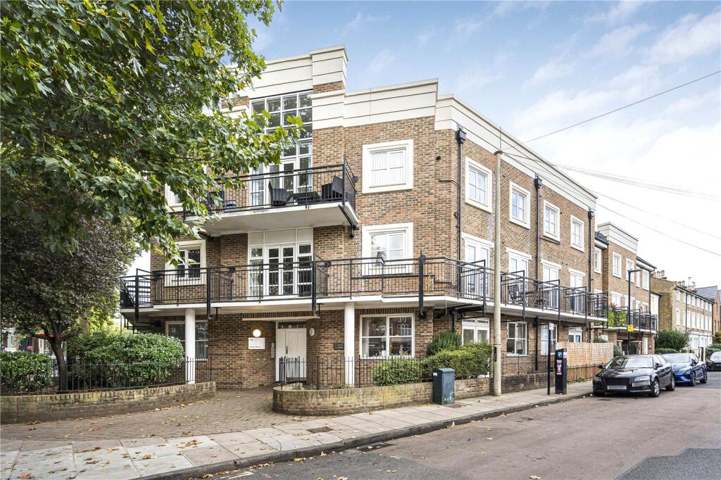 Main image of property: Kew Road, Richmond, TW9