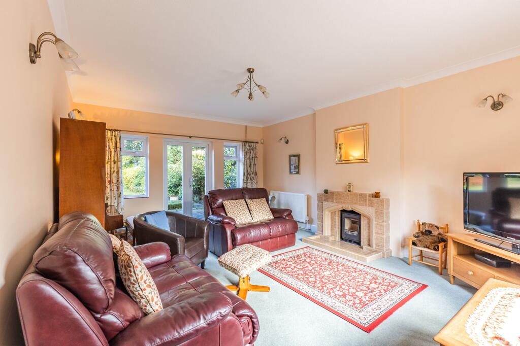 A Superb Four-Bedroom Home in Norwich. photo 4