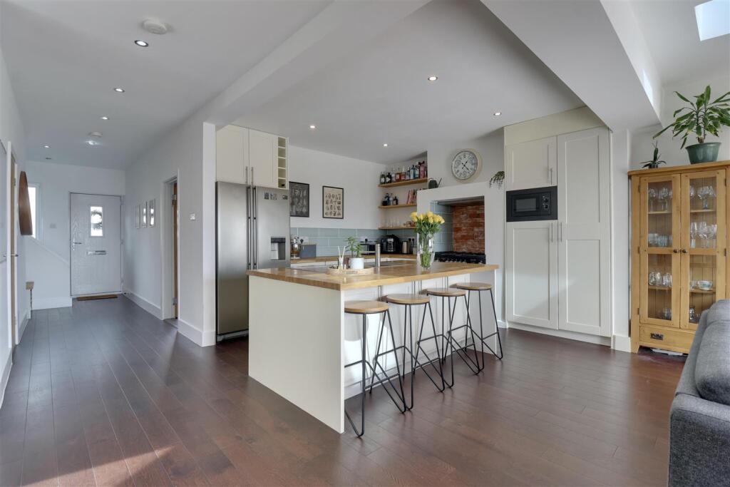 House in Portsmouth - View 5