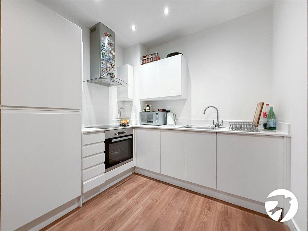 Apartment in Maidstone, Kent - View 4