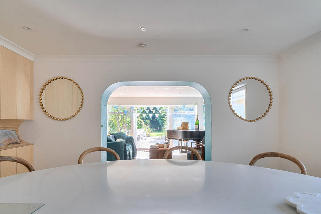 House in Poole, Hamworthy - View 2