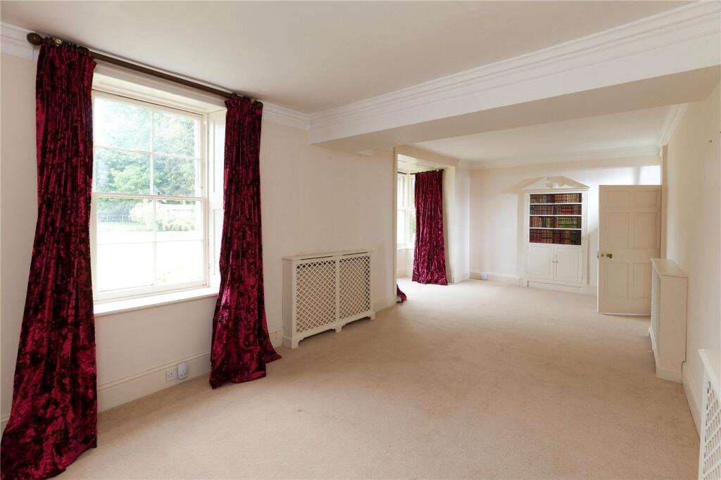 House in Stockton, Bapton - More