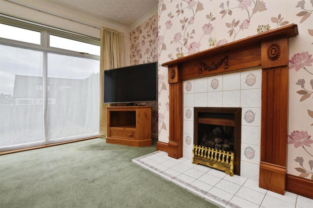 Russell Drive, Keyingham - View 6