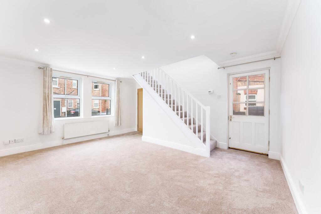 House in York - View 5