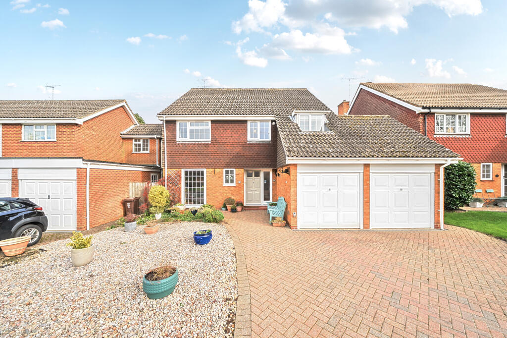Main image of property: Falconers Field, Harpenden, AL5