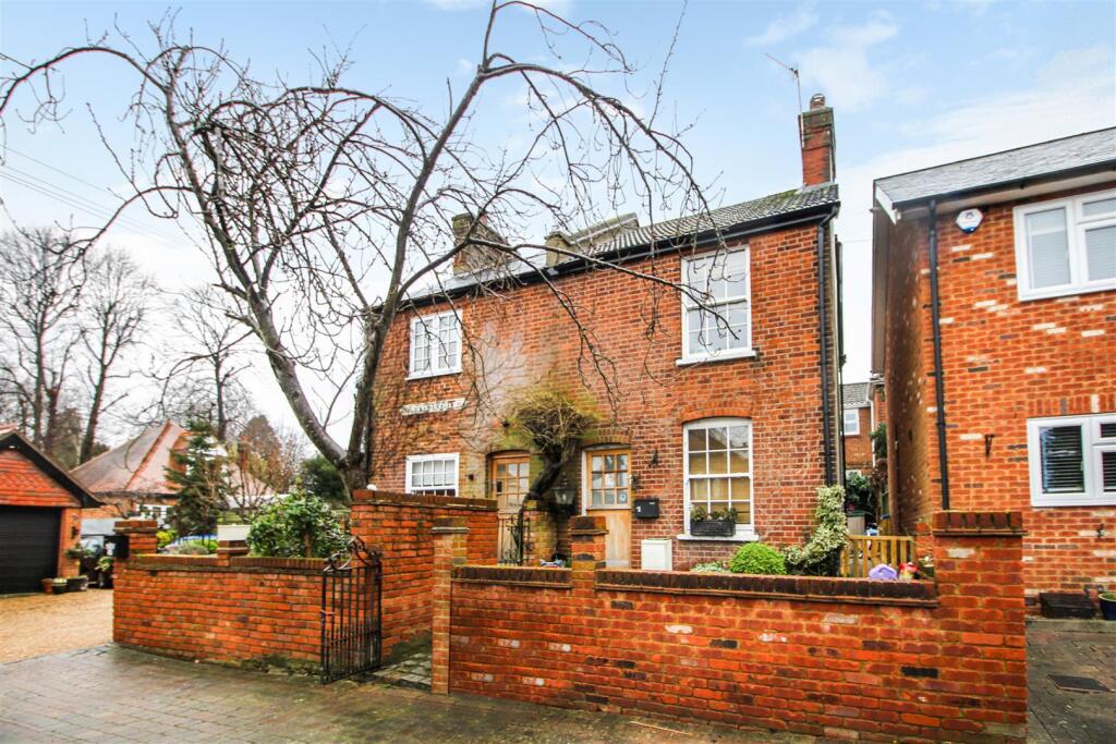 Main image of property: New Road, Elstree, Borehamwood