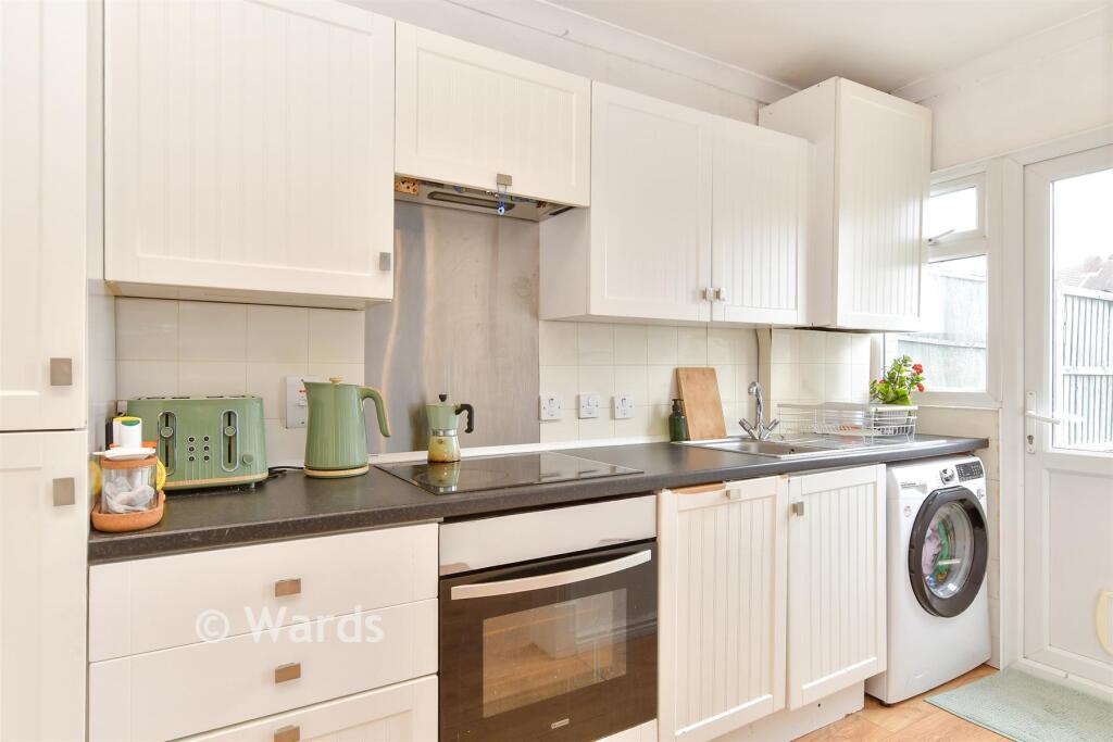House in Dartford - View 4