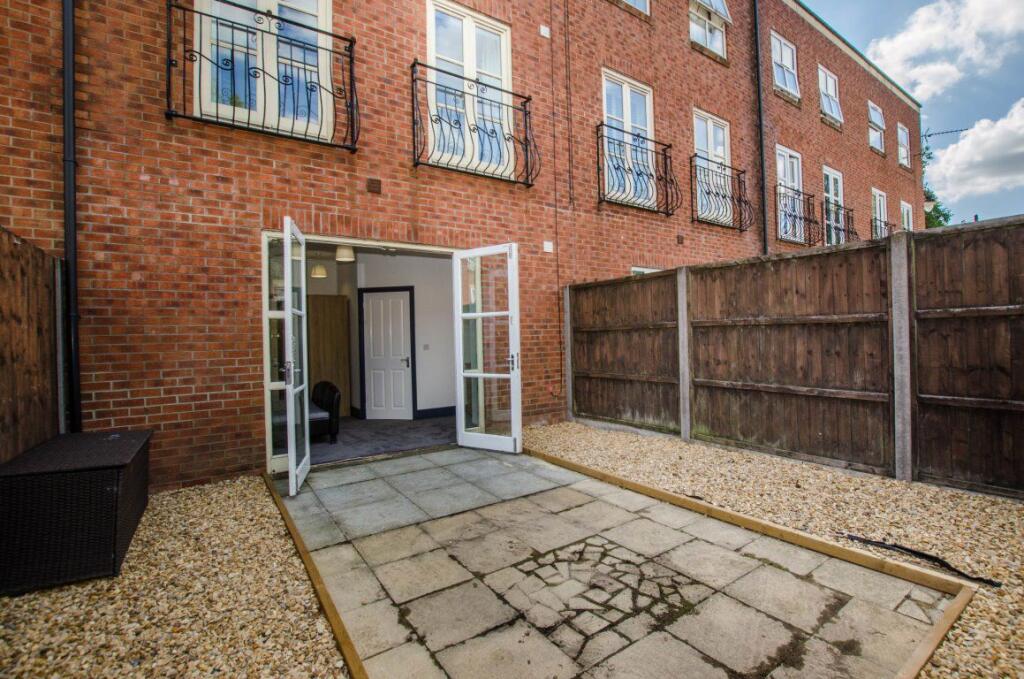 Main image of property: Elsham Terrace, Boston, Lincolnshire