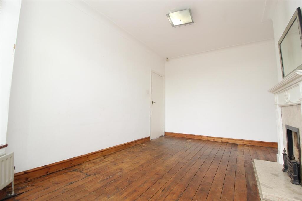 House in Leeds - View 3