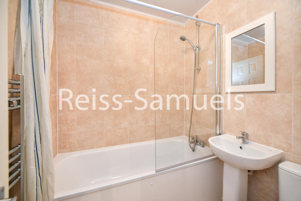6 bedroom terraced house for rent