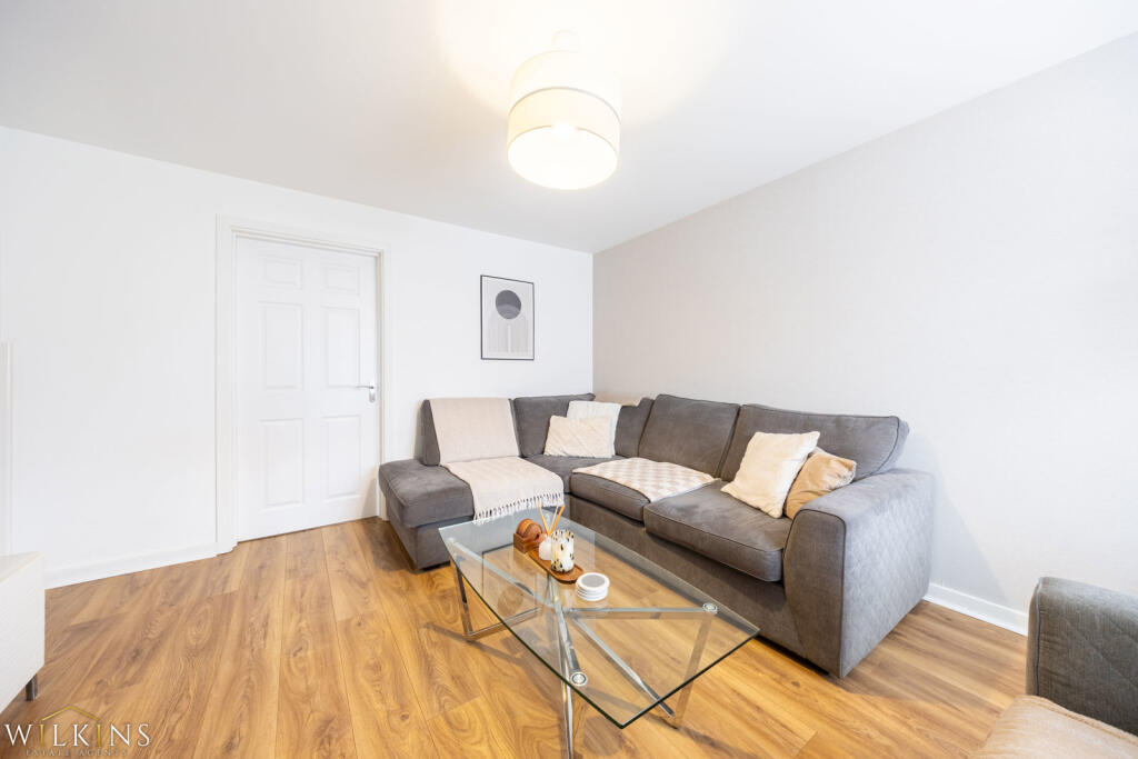 House in Nuneaton and Bedworth, St Nicolas Park - View 4