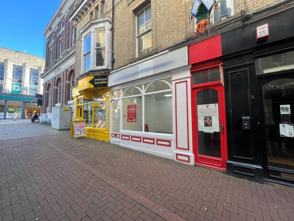 Main image of property: 3 Thoroughfare, Ipswich, Suffolk, IP1 1BX