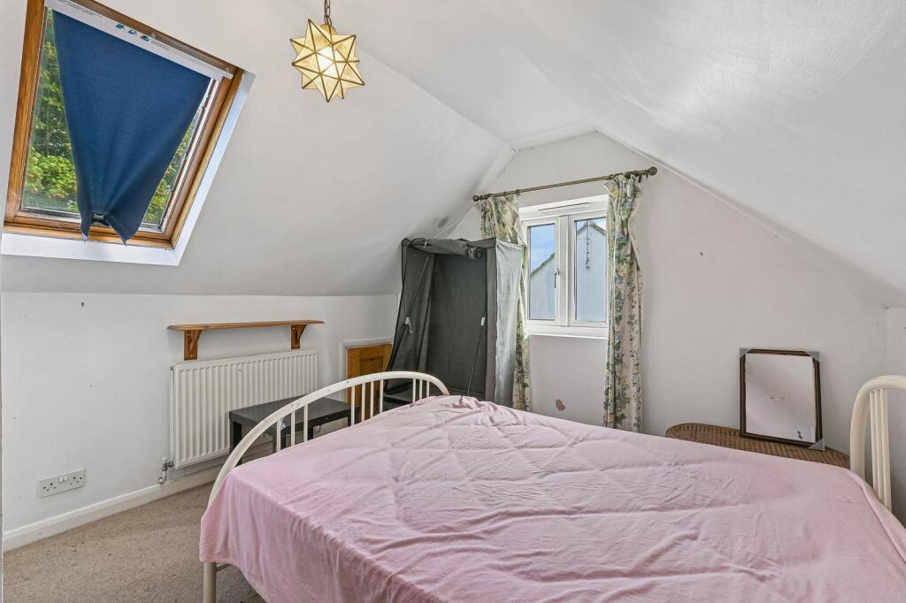 House in Stevenage - View 4