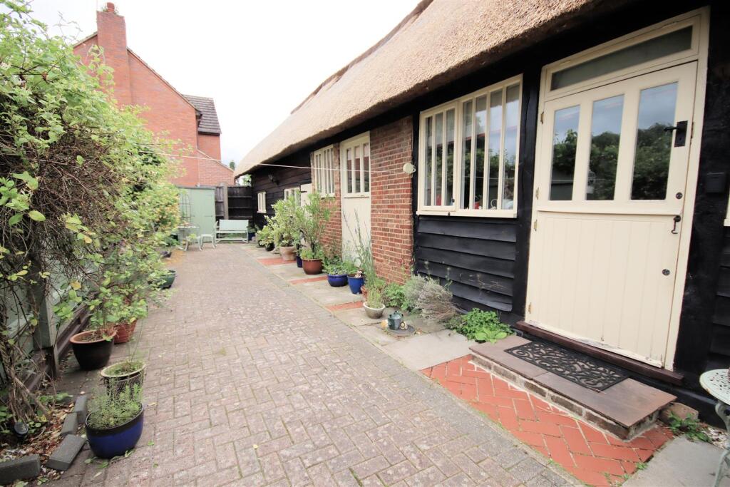 Main image of property: Park Road, Toddington, Dunstable
