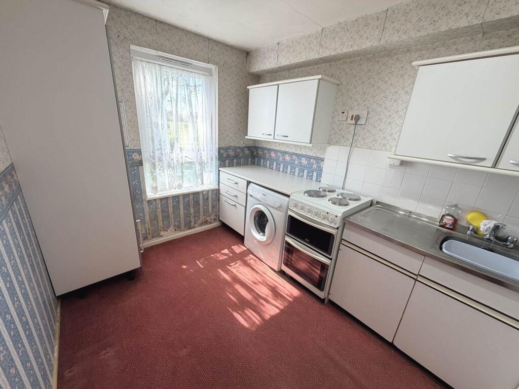Lennox Court, Blackpool, FY4 3JR photo 4