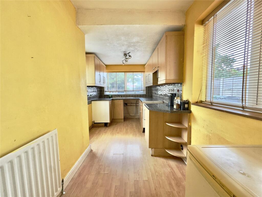 House in Wirral, Liverpool City Region - View 5