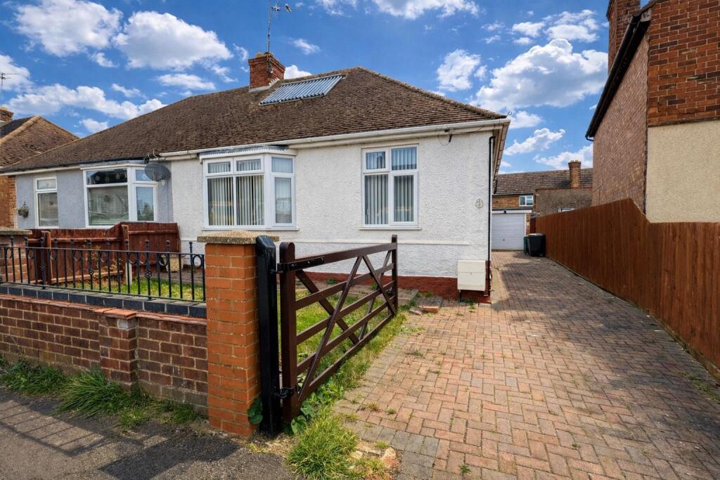 Main image of property: Rose Avenue, Rushden, NN10 9NX