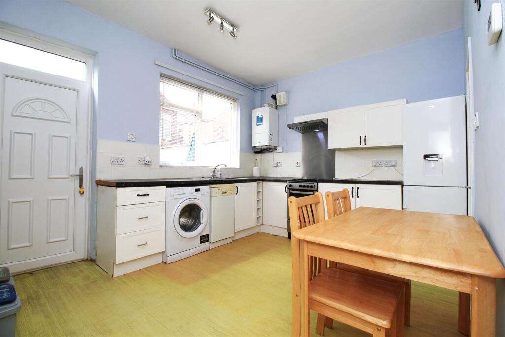 House in Manchester, Reddish Bridge, Gorton - View 4
