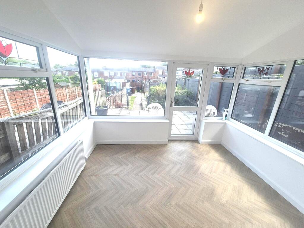 House in Tameside, Greater Manchester - View 3