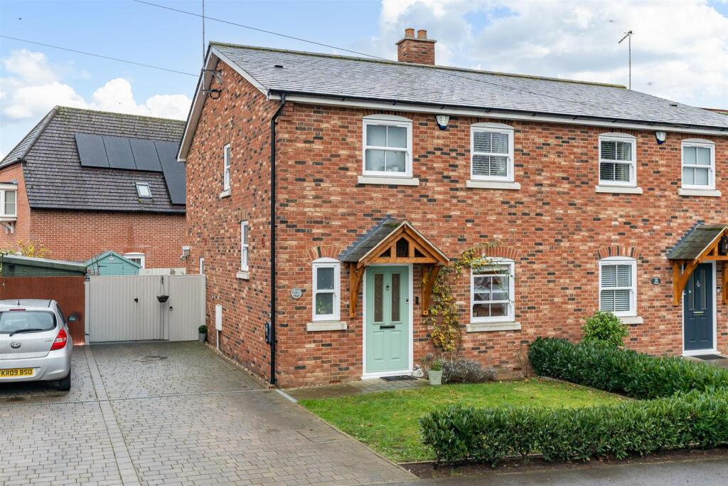 Main image of property: New Road, Woolmer Green, Knebworth