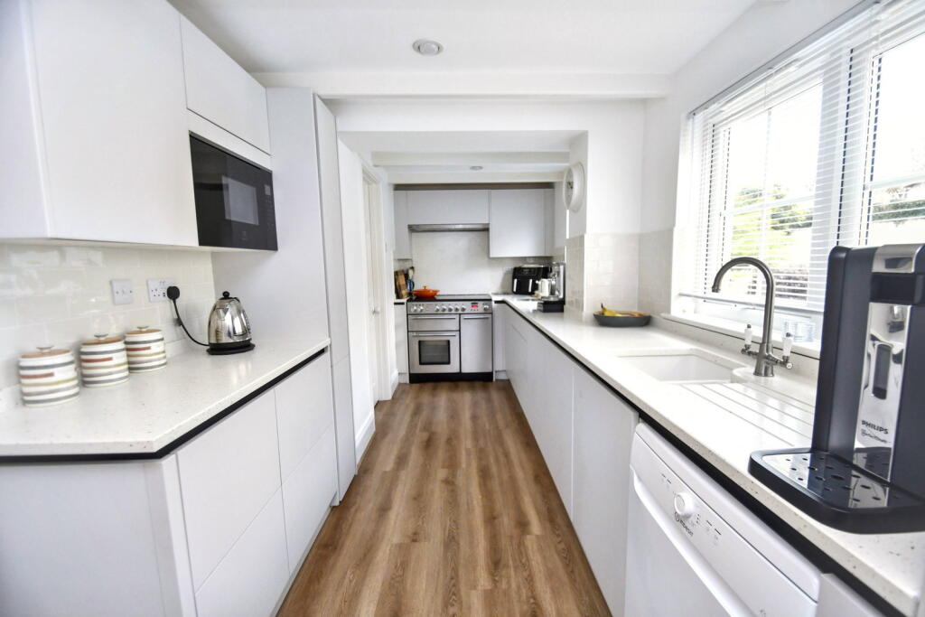 House in Truro - View 3