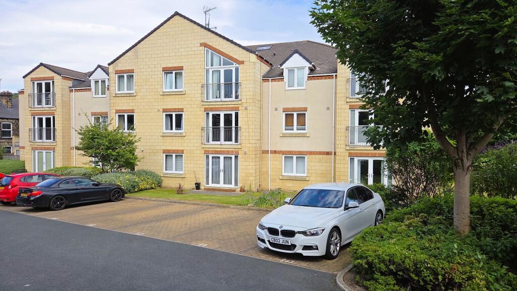 Main image of property: Flat 7, Woodside Court, 205 Broadgate Lane, Horsforth, Leeds