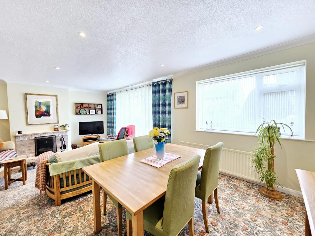 Limestone Road, Burniston, Scarborough, North Yorkshire photo 4