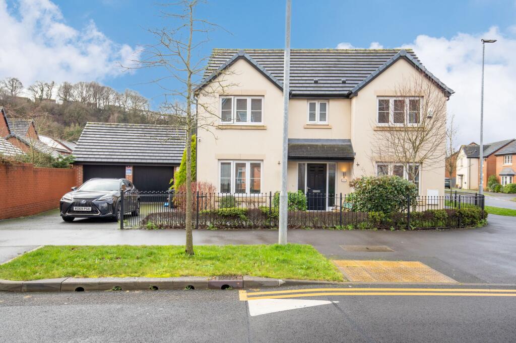 Main image of property: Castle Way, Rogerstone, NP10