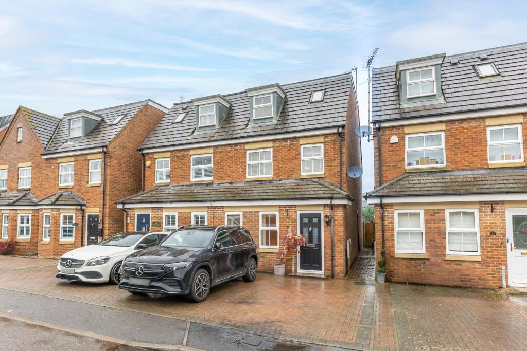 Main image of property: Stratford Close, Aston Clinton