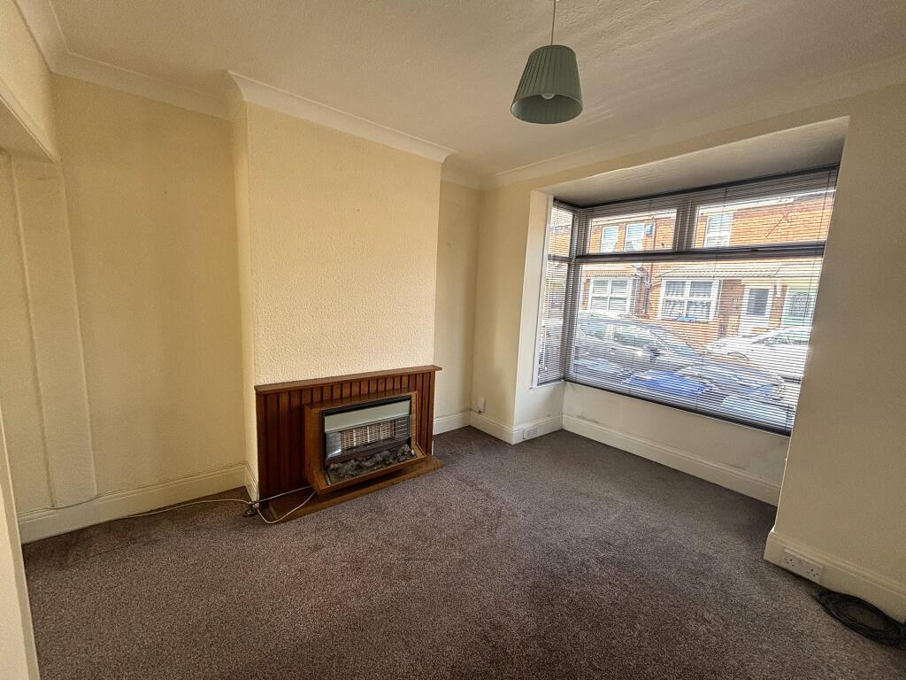 Bowers Avenue, Grimsby, DN31 2BG photo 3