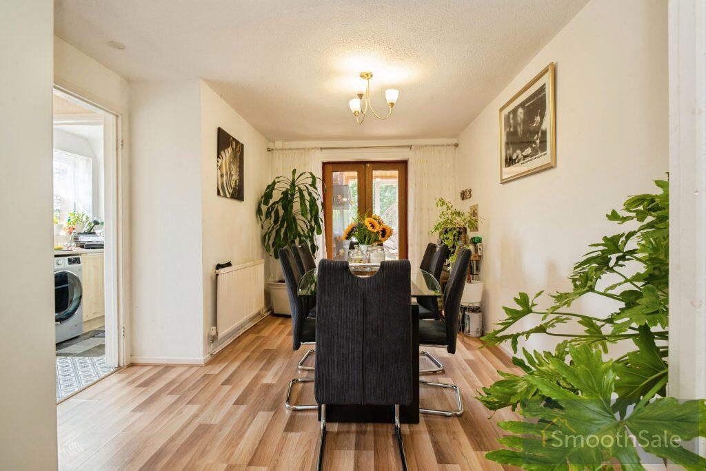 House in Cardiff, St Mellons, Trowbridge - View 5