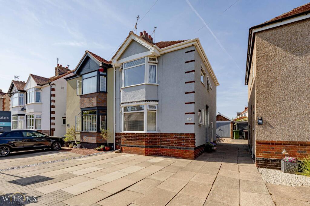 Main image of property: Glenfield Avenue, Nuneaton, Warwickshire, CV10
