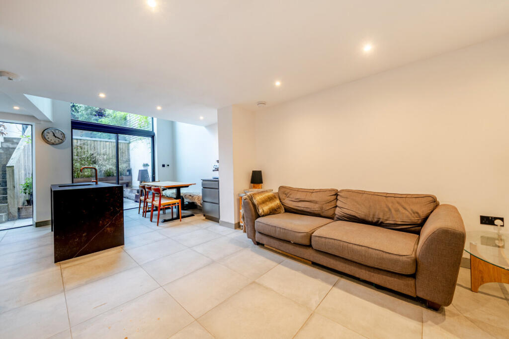Shakespeare Road, Herne Hill, London, SE24 photo 3