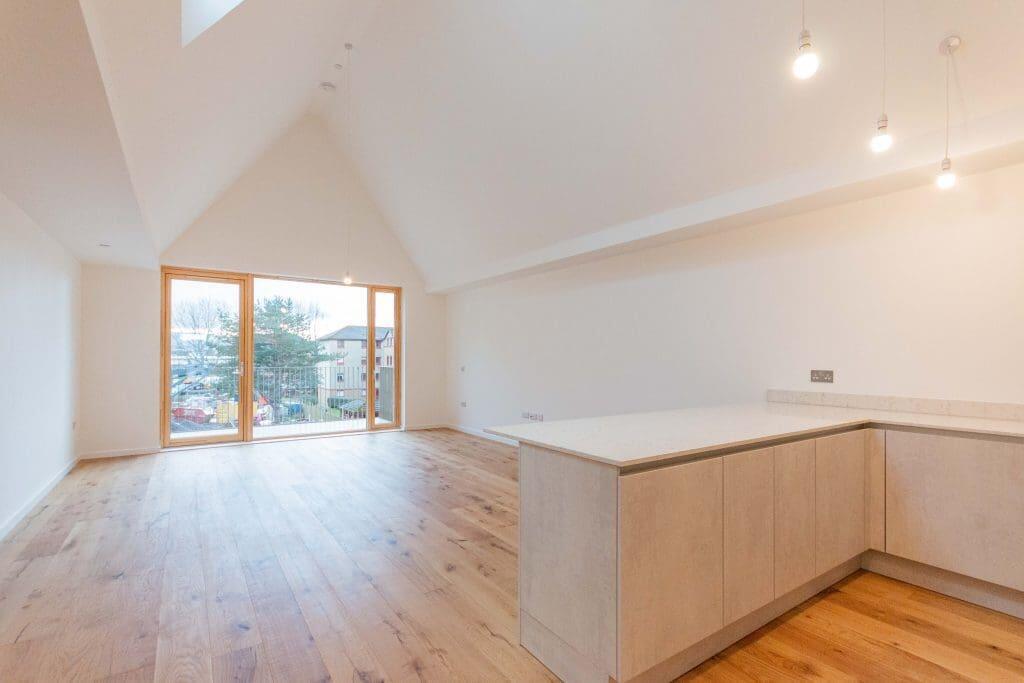 Main image of property: 1049L Gylemuir Lane, Edinburgh, EH12 7FE