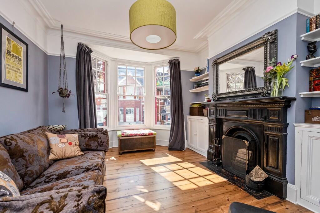 House in Hove, Brighton and Hove - View 3