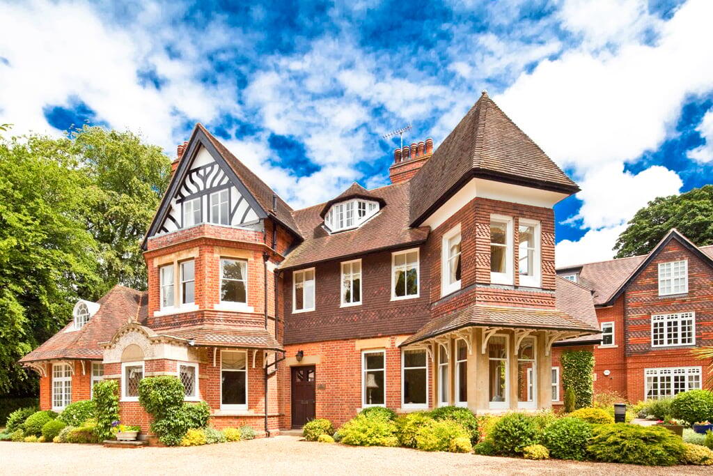 Main image of property: 12 Court Garden, Goring on Thames