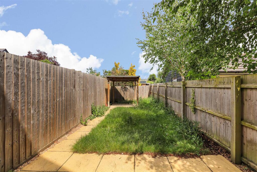 House in Cambridge, Lynfield Court, Chesterton - View 3