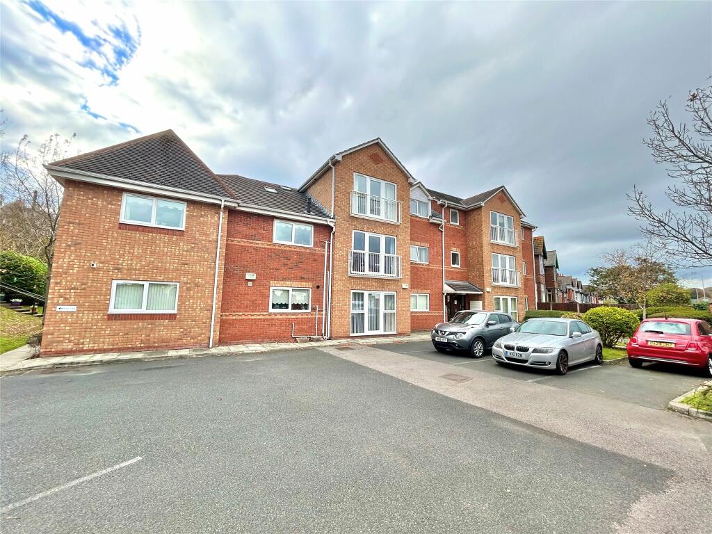 Main image of property: Storeton Road, Prenton, CH42