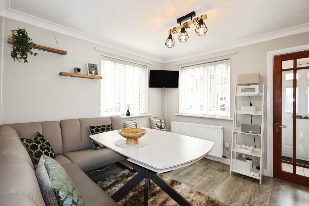 13, Summerfields, Lytham St. Annes, Lancashire, FY8 photo 4