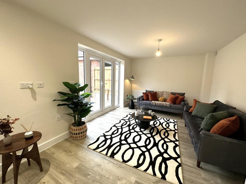 Lutterworth Road,
Burbage,
Hinckley,
LE10 2DL photo 4