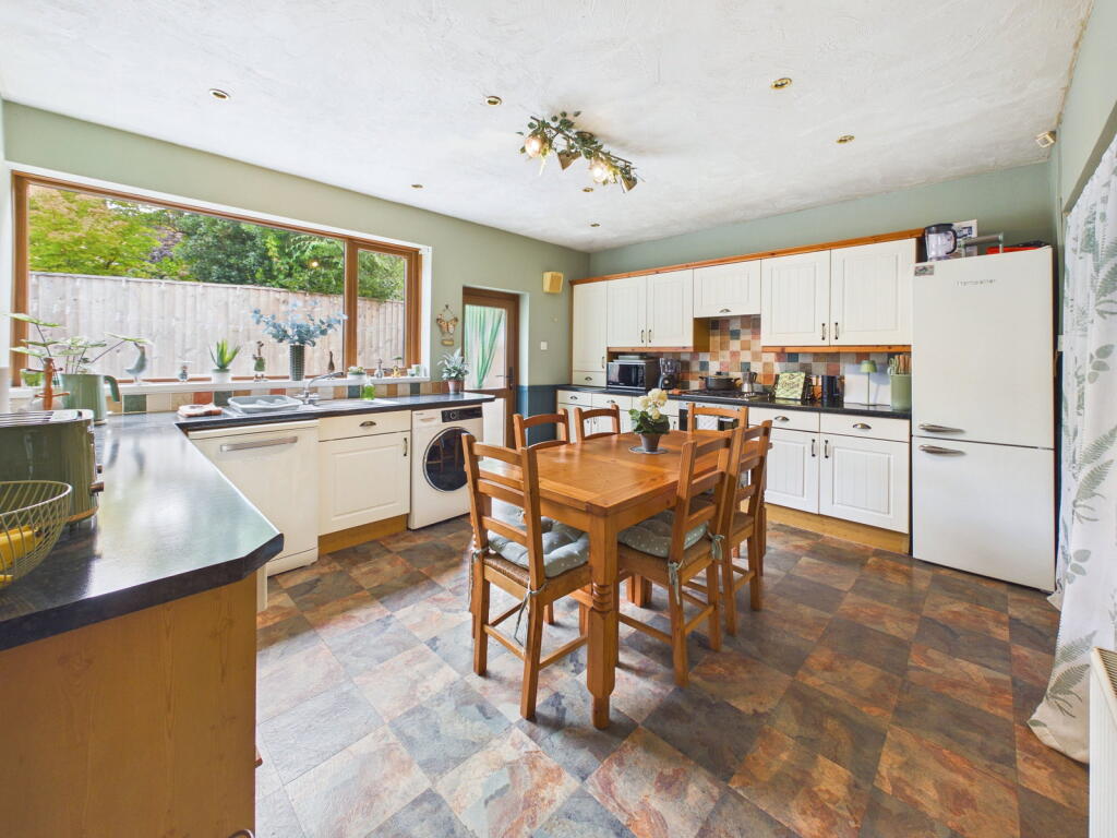 House in Torquay - More