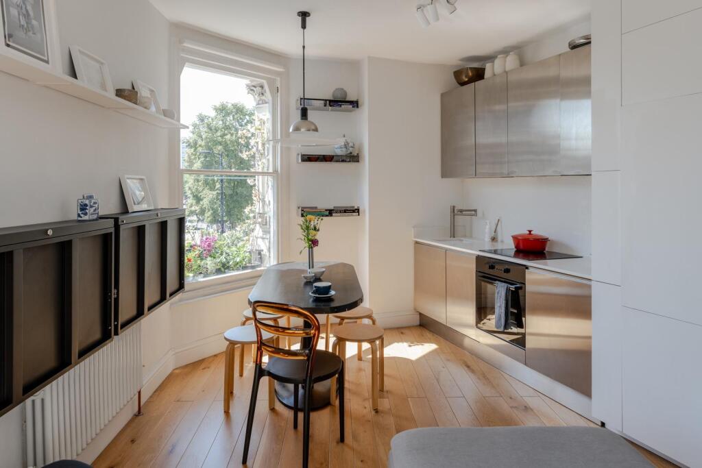 Main image of property: Camberwell Road, London SE5
