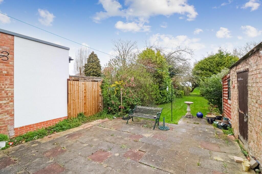 Additional image 18 of Laburnum Grove, St. Albans, Hertfordshire, AL2