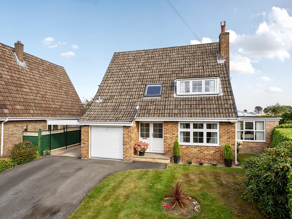Main image of property: Manor Close, Notton, Wakefield, West Yorkshire