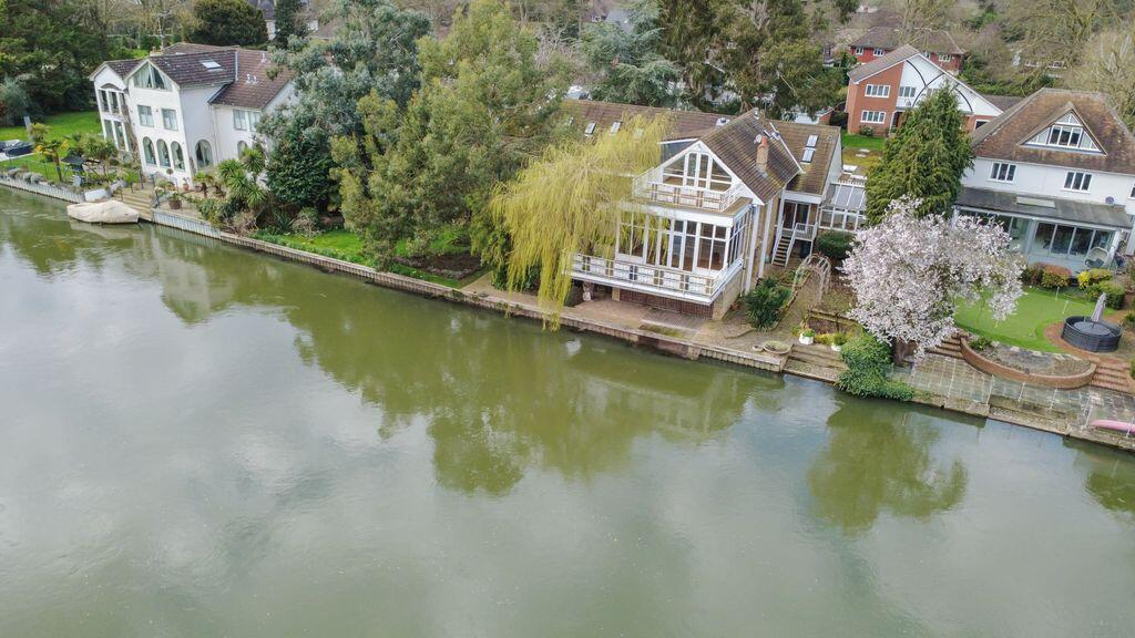 Main image of property: Highlands Cottage, Fishery Road, Bray, Maidenhead, Berkshire SL6 1UP